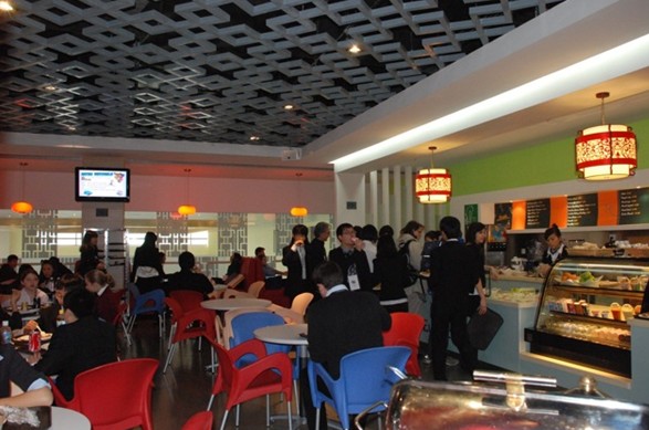 ϾHW(xu)УNanjing International School